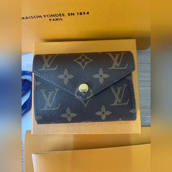Louis Vuitton Handbags - Louis Vuitton Victorine Wallet